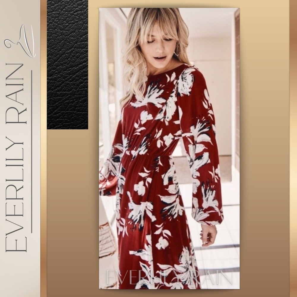 Gorgeous Red Floral Maxi Dress - Picture 3 of 11